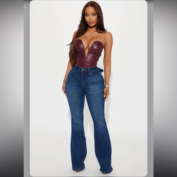 Fashion Nova Bow Stretch Flare Jeans - Dark Wash - Picture 6 of 6